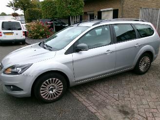 Unfallwagen Ford Focus 1.8 TITANIUM  FLEXI FUEL 2009/4