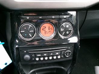 Citroën C3 PURETECH COLLECTION CLIMA picture 15