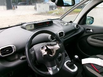 Citroën C3 picasso 1.4 I EXCLUSIVE CLIMA PANO picture 18