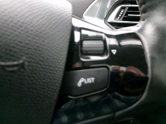 Peugeot 308 1.2 PURTECH GT-LINE CLIMA NAVI PANO picture 24