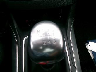 Peugeot 308 1.2 PURTECH GT-LINE CLIMA NAVI PANO picture 22