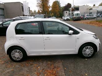 Volkswagen Up! 1.0 MOVE UP BLUE MOTION AIRCO 5 DEURS picture 5