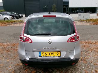 Renault Scenic 1.4 TCE BOSE CLIMA NAVI GEEN SCHADE picture 7