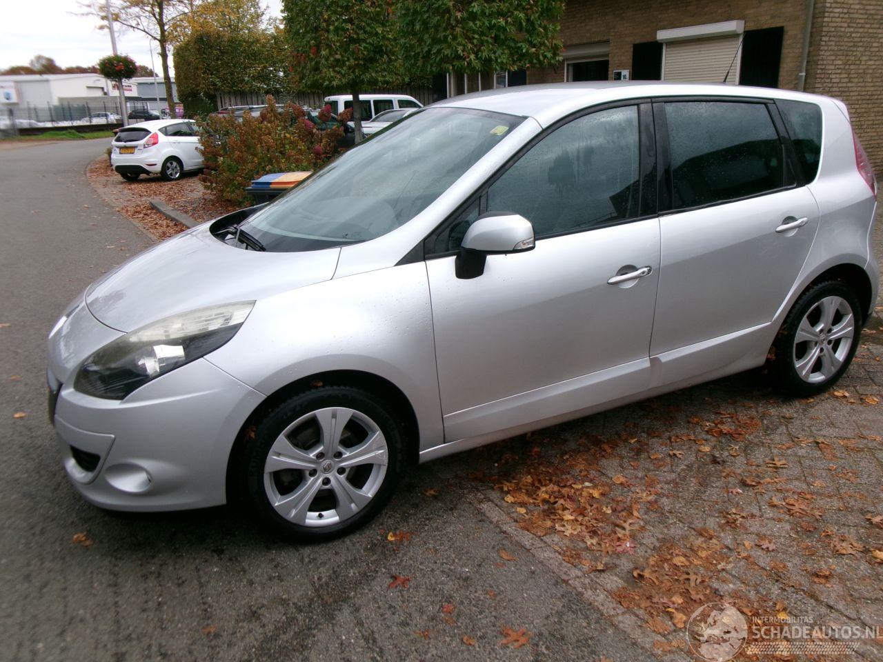 Renault Scenic 1.4 TCE BOSE CLIMA NAVI GEEN SCHADE