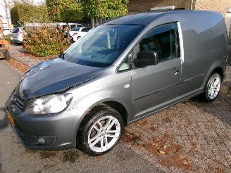 dommages fourgonnettes/vécules utilitaires Volkswagen Caddy 1.6 TDI AIRCO NAVI 2011/9