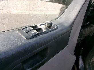 Volkswagen Transporter 2.0 TDI L 2 H 1 AUTOMAAT BUDGETLINE AIRCO picture 13