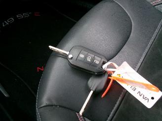 Peugeot 2008 1.2  PURETECH  CROSSWAY picture 20