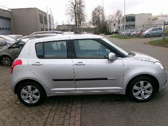 Suzuki Swift 1.3 BANDIT CLIMA 5 DEURS picture 5