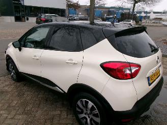 Renault Captur TCE LIMITED CLIMA NAVI picture 10