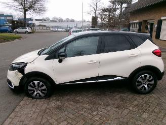 Renault Captur TCE LIMITED CLIMA NAVI picture 2
