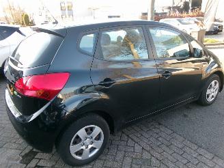 Kia Venga 1.4 CVVT PLUS PACK AIRCO NAVI picture 8