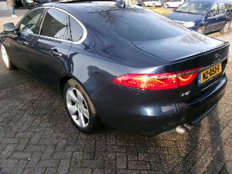 Jaguar XF 2.0 D R-SPORT AWD picture 10