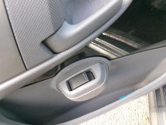 Peugeot 107 1.0 -12V XS AIRCO ORGINEEL 27.158 KM picture 15