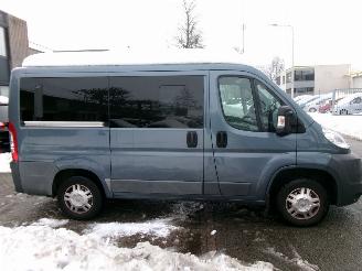 Peugeot Boxer 330 2.2 HDI PROFIT INVALIDE VERVOER picture 3