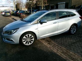 uszkodzony samochody osobowe Opel Astra 1.0 EDITION SPORT TOURER 2016/4
