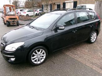 Schadeauto Hyundai I-30 1.6 I ACTIVE 2008/11