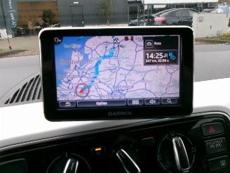 Volkswagen Up! 1.0 HIGH UP WHITE AIRCO NAVI picture 18