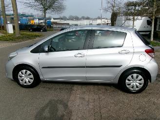 Toyota Yaris 1.3 VVT-I NOW AIRCO picture 2
