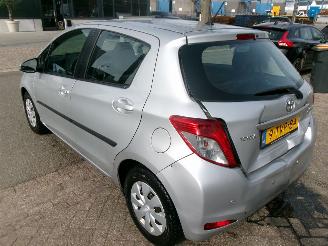 Toyota Yaris 1.3 VVT-I NOW AIRCO picture 8