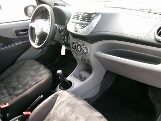 Suzuki Alto 1.0 EXCLUSIVE AIRCO picture 12