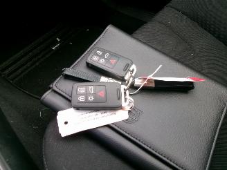 Volvo V-40 `1.6 T3 KINETIC picture 22