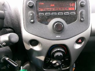 Citroën C1 1.0 e-VTI FEEL AIRCO picture 15