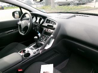 Peugeot 3008 1.6 VTI STYLE CLIMA PANO picture 13
