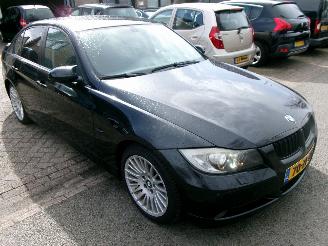 BMW 3-serie 318 I BUSINESS LINE CLIMA NAVI SEDAN picture 4