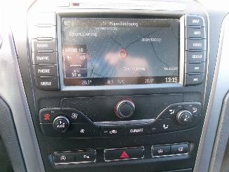 Ford Mondeo 1.6 I PATINUM CLIMA NAVI GEEN SCHADE picture 15