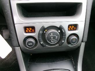 Peugeot 308 1.6 I ACTIVE CLIMA PANO LPG ONDERBOUW picture 16