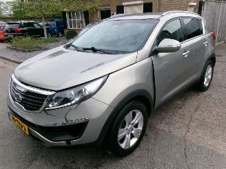 krockskadad bil auto Kia Sportage 1.6 GDI X-CUTIVE PLUS PACK CLIMA NAVI 2012/8