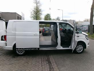 Volkswagen Transporter 2.0 TDI L2 HIGHLINE AUTOMAAT picture 13