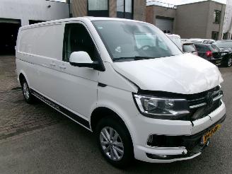 Volkswagen Transporter 2.0 TDI L2 HIGHLINE AUTOMAAT picture 4