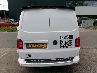 Volkswagen Transporter 2.0 TDI L2 HIGHLINE AUTOMAAT picture 7