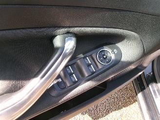 Ford Mondeo 1.6 I PLATINUM CLIMA NAVI GEEN SCHADE picture 11