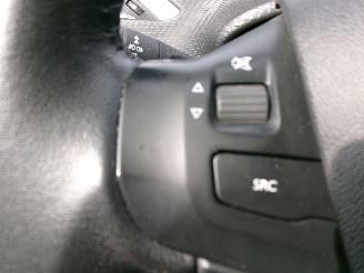 Peugeot 2008 1.2 PURETECH AIRCO NAVI PANO picture 20