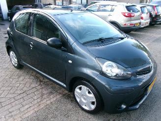 Toyota Aygo 1.0 VVT-I NOW AIRCO picture 4