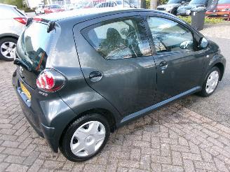 Toyota Aygo 1.0 VVT-I NOW AIRCO picture 6