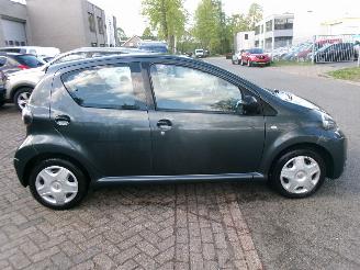 Toyota Aygo 1.0 VVT-I NOW AIRCO picture 5