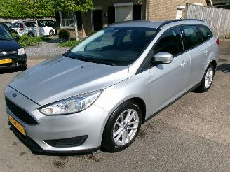 uszkodzony samochody osobowe Ford Focus 1.5 TDCI EDITION CLIMA NAVI 2015/11