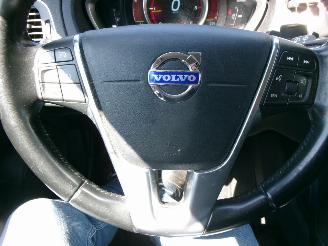 Volvo V-40 1.6 D2 SUMMUM picture 19