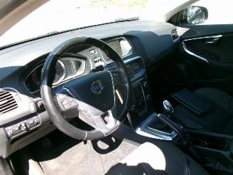 Volvo V-40 1.6 D2 SUMMUM picture 15