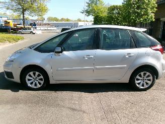 Citroën C4-picasso 1.6 I COLLECTION CLIMA picture 2
