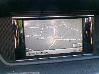 Mercedes E-klasse 200 CDI AUTOMAAT CLIMA NAVI picture 16