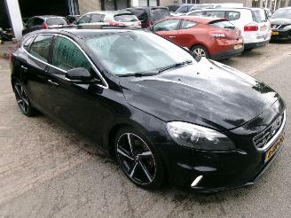 Volvo V-40 2.0 D4 R-DESIGN BUSINESS picture 4