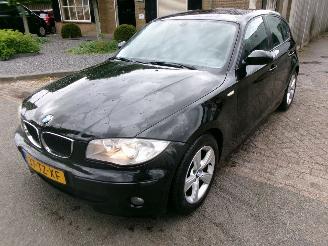 skadebil auto BMW 1-serie 120 I AUTOMAAT BUSINESS LINE 2007/3