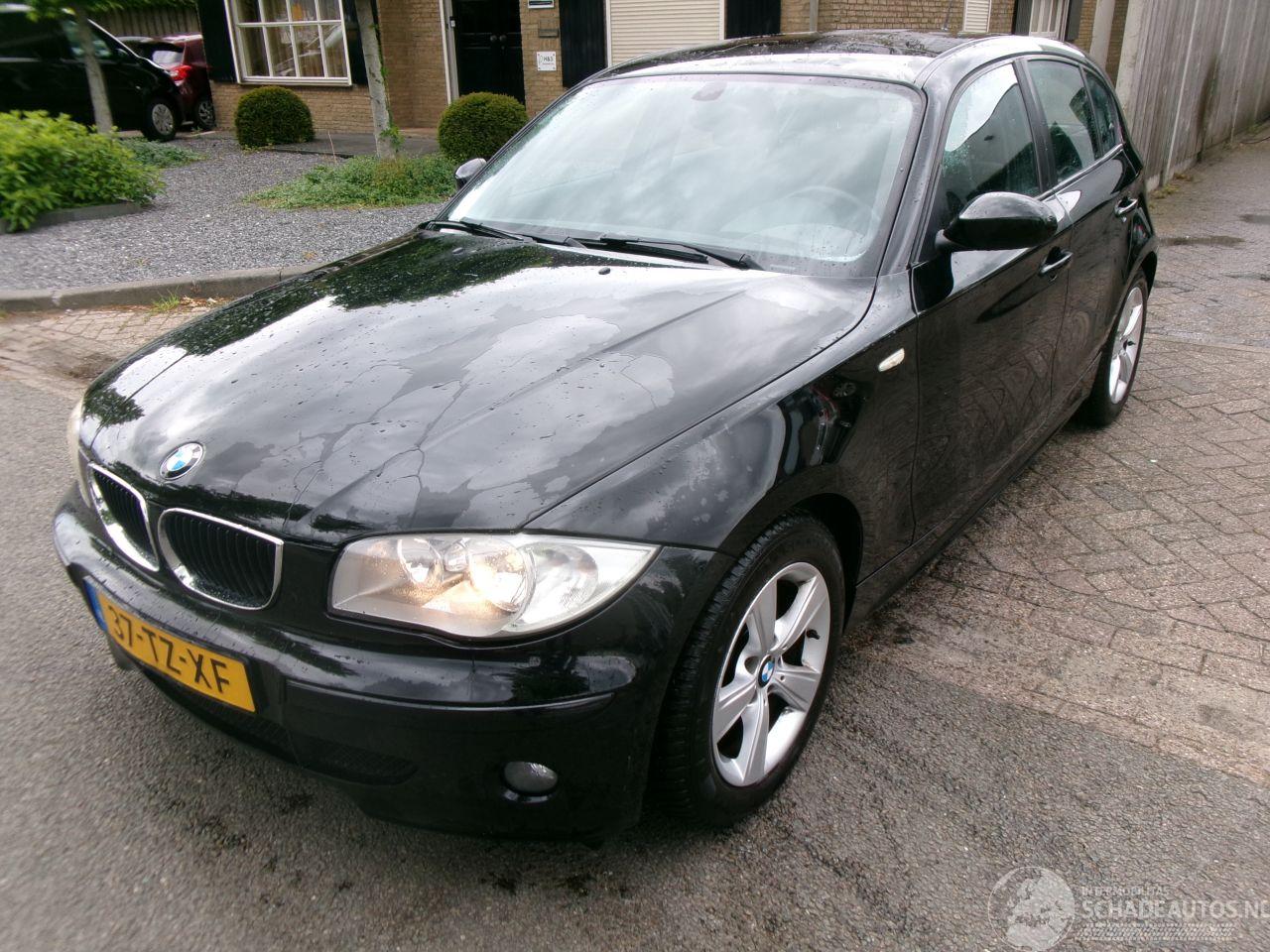 BMW 1-serie 120 I AUTOMAAT BUSINESS LINE