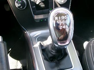 Volvo V-40 1.6 DIESEL MOMENTUM picture 19