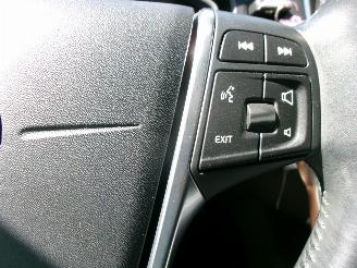 Volvo V-40 1.6 DIESEL MOMENTUM picture 17