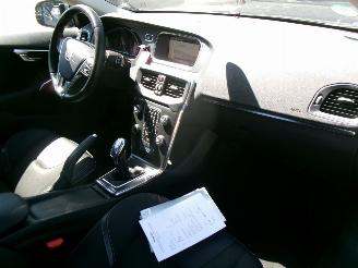 Volvo V-40 1.6 DIESEL MOMENTUM picture 12